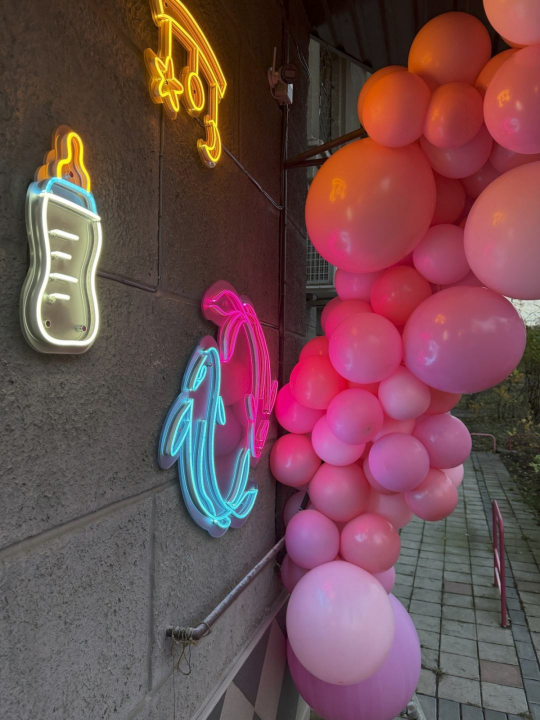 неон для дитячої кімнати