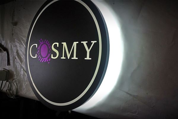 вивіска з тильним підсвічуванням